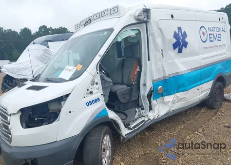 2018 Ford Transit-250 z USA, uszkodzony, nr VIN 1FDYR2CM7JKB33276